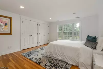 25 Notch Hill Dr, Livingston, NJ 07039 - Photo 30