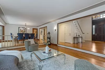 25 Notch Hill Dr, Livingston, NJ 07039 - Photo 6