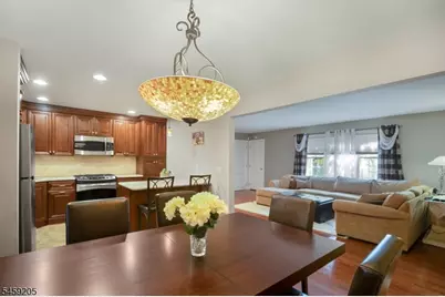 62 Falls Bridge Dr #62, Totowa, NJ 07512 - Photo 8
