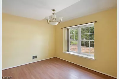 44 Whitby Cir, Franklin Township, NJ 08873 - Photo 16