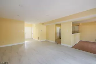 44 Whitby Cir, Franklin Township, NJ 08873 - Photo 14