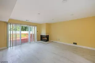 44 Whitby Cir, Franklin Township, NJ 08873 - Photo 8