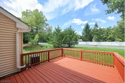 44 Whitby Cir, Franklin Township, NJ 08873 - Photo 10