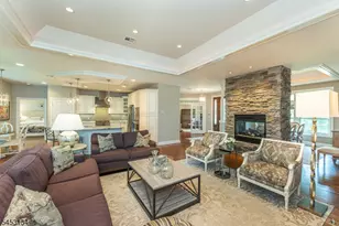 7 Dehart Ct, Wayne, NJ 07470 - Photo 8