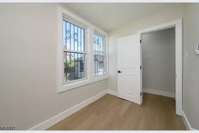 18 Fuller Pl, Irvington, NJ 07111 - Photo 20