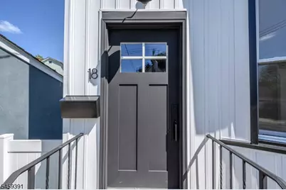 18 Fuller Pl, Irvington, NJ 07111 - Photo 2