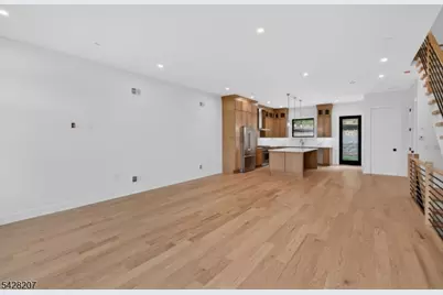 522 Valley Rd #3, Clifton, NJ 07013 - Photo 12