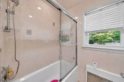 47 Albert Ave, Edison Twp., NJ 08837 - Photo 16