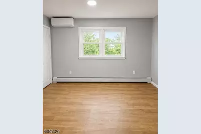 131 Paterson Ave, Wallington, NJ 07057 - Photo 8