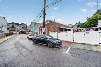 1457 52nd St, North Bergen, NJ 07047 - Photo 4