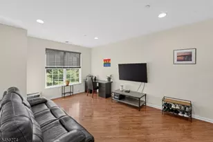 41 Liberty Way, South Bound Brook Boro, NJ 08880 - Photo 10