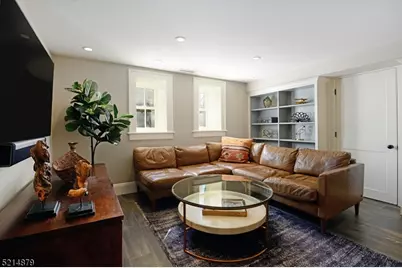 185 Valley Rd, Montclair, NJ 07042 - Photo 16