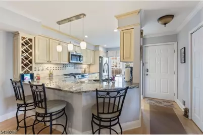 125 Harvest Ln, Lincoln Park, NJ 07035 - Photo 10