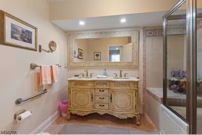 125 Harvest Ln, Lincoln Park, NJ 07035 - Photo 14