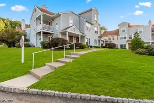 125 Harvest Ln, Lincoln Park, NJ 07035 - Photo 1