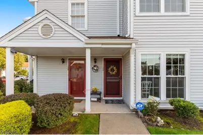 125 Harvest Ln, Lincoln Park, NJ 07035 - Photo 2