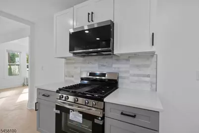 100 W Clinton St, Dover, NJ 07801 - Photo 8