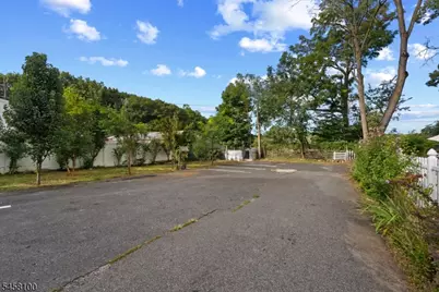 100 W Clinton St, Dover, NJ 07801 - Photo 32