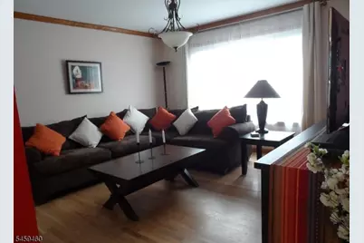 404-406 Chestnut St #30, Newark, NJ 07105 - Photo 2