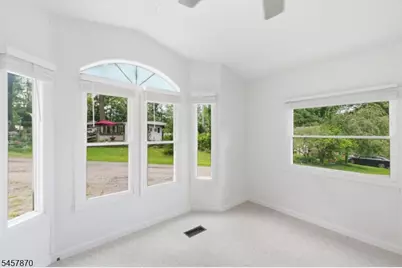 65 Sherwood Park, Washington Township, NJ 07853 - Photo 12
