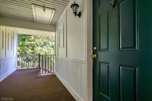 21 Amethyst Way, Franklin Township, NJ 08823 - Photo 4