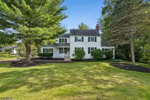 20 Pine St, Bernards Township, NJ 07920 - Photo 2