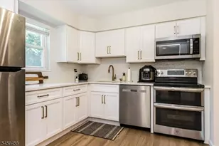 7 Van Vleck Street Unit, Montclair, NJ 07042 - Photo 16