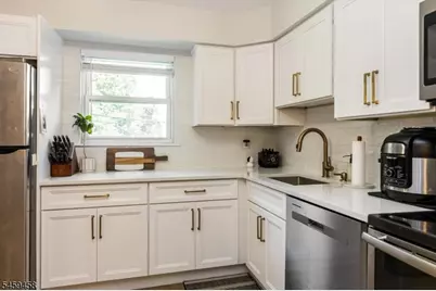 7 Van Vleck Street Unit #1, Montclair, NJ 07042 - Photo 14