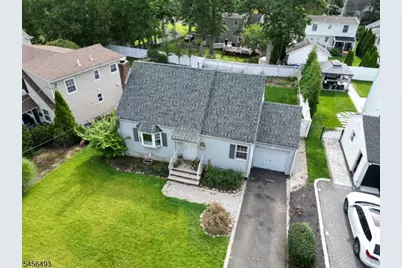 18 Hillcrest Dr, Wayne, NJ 07470 - Photo 10