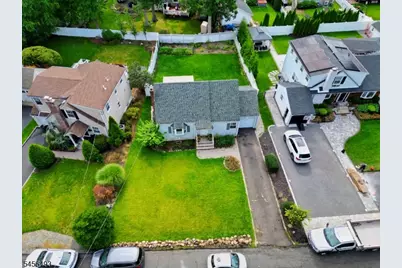 18 Hillcrest Dr, Wayne, NJ 07470 - Photo 8