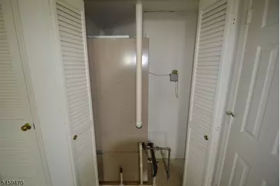 4 Collura Ln, Clifton, NJ 07012 - Photo 30