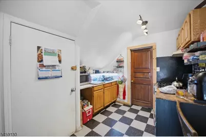 70 4th St, Elizabeth, NJ 07206 - Photo 30