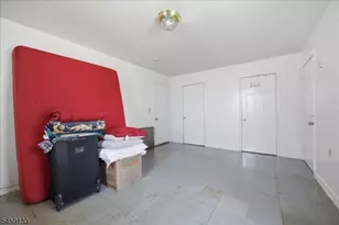 70 4th St, Elizabeth, NJ 07206 - Photo 22