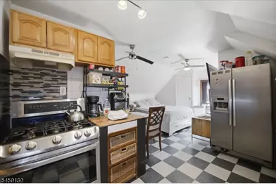 70 4th St, Elizabeth, NJ 07206 - Photo 28