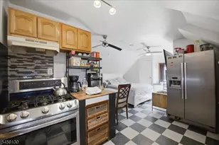 70 4th St, Elizabeth, NJ 07206 - Photo 28