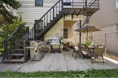70 4th St, Elizabeth, NJ 07206 - Photo 44