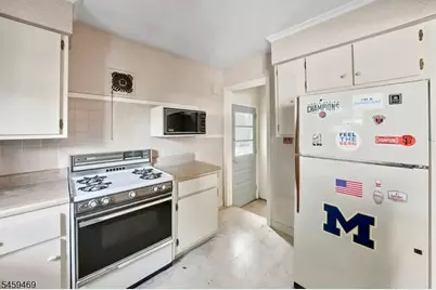109 W Hanover Ave, Morris Plains, NJ 07950 - Photo 6