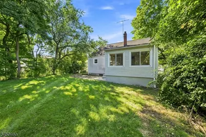 109 W Hanover Ave, Morris Plains, NJ 07950 - Photo 18