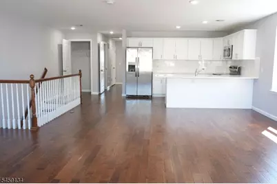 168 Johnson Ave #2, Newark, NJ 07108 - Photo 8