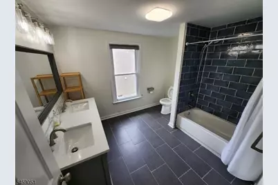 616 Center St, Dunellen, NJ 08812 - Photo 26