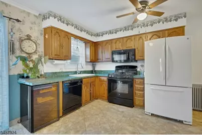 65 Fairmount Ave, Clifton, NJ 07011 - Photo 16