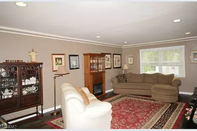 389 Meisel Ave, Springfield Twp., NJ 07081 - Photo 6