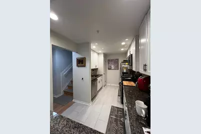 193 Riveredge Dr, Chatham Township, NJ 07928 - Photo 8