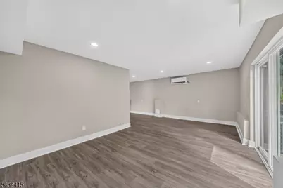60 Oak Ave, Irvington, NJ 07111 - Photo 40