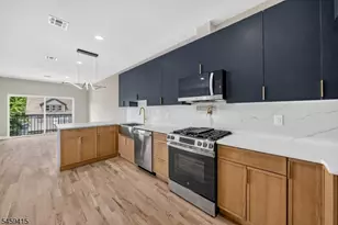 60 Oak Ave, Irvington, NJ 07111 - Photo 16