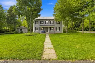 512 N Main St, Greenwich Township, NJ 08886 - Photo 2