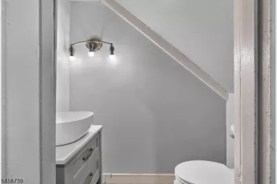 512 N Main St, Greenwich Township, NJ 08886 - Photo 22