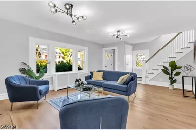25 Laurel Ave, East Orange, NJ 07017 - Photo 2