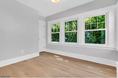 25 Laurel Ave, East Orange, NJ 07017 - Photo 22