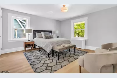 25 Laurel Ave, East Orange, NJ 07017 - Photo 12